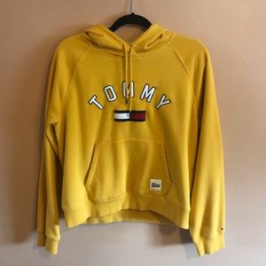 Yellow tommy hilfiger hoodie